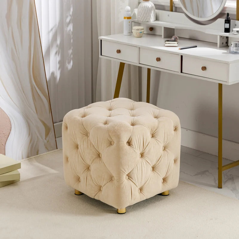 Pouf carré capitonné en velours moderne